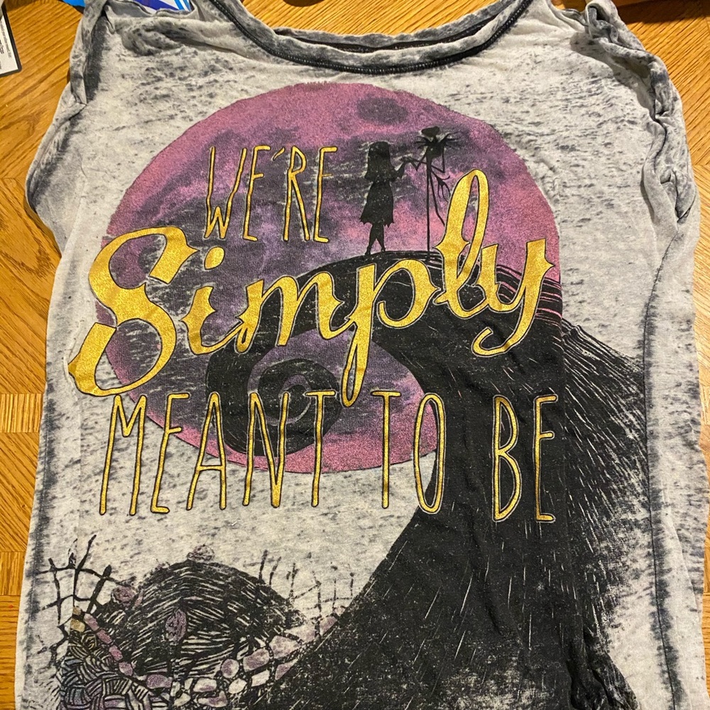 tee shirt